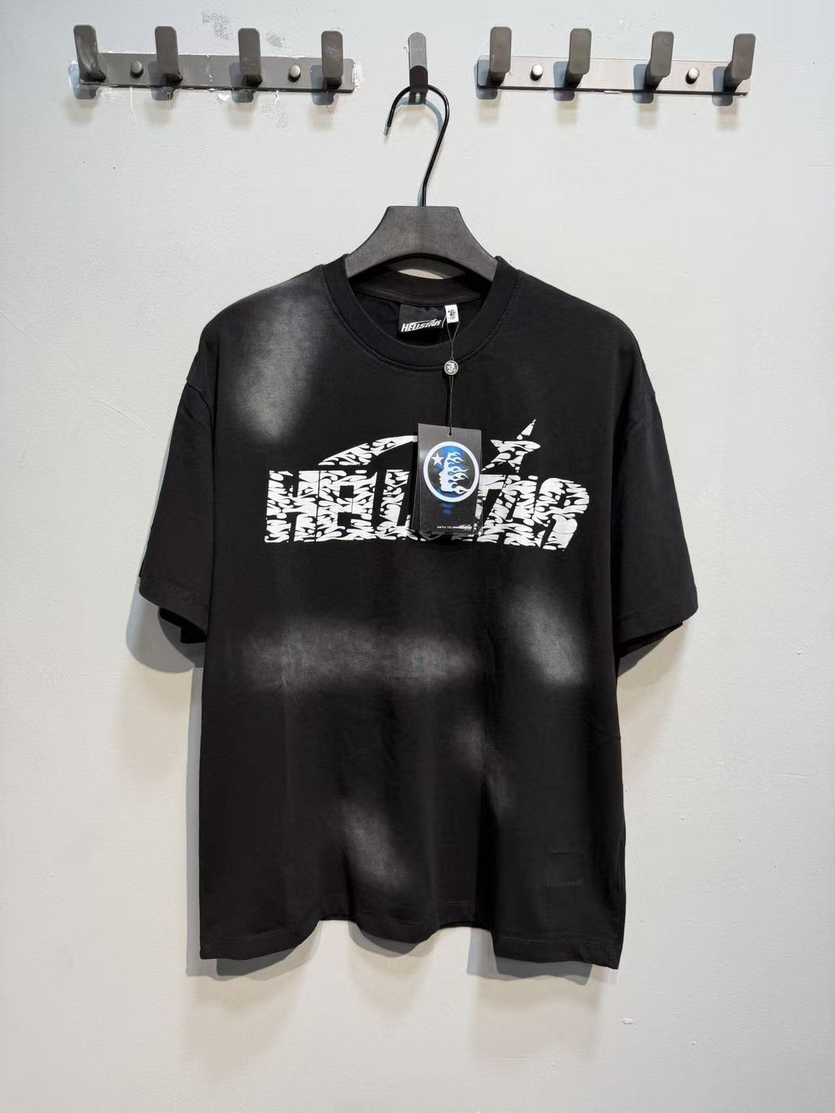 Hellstar Circular Back Graphic Short-Sleeve T-Shirt — front