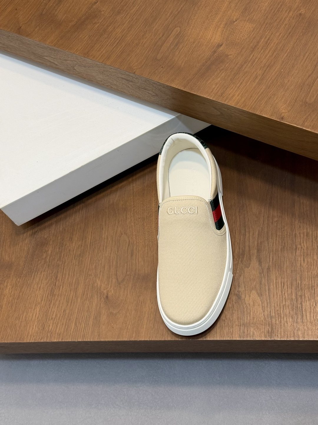Gucci Beige Web Stripe Slip-On Sneakers — detail