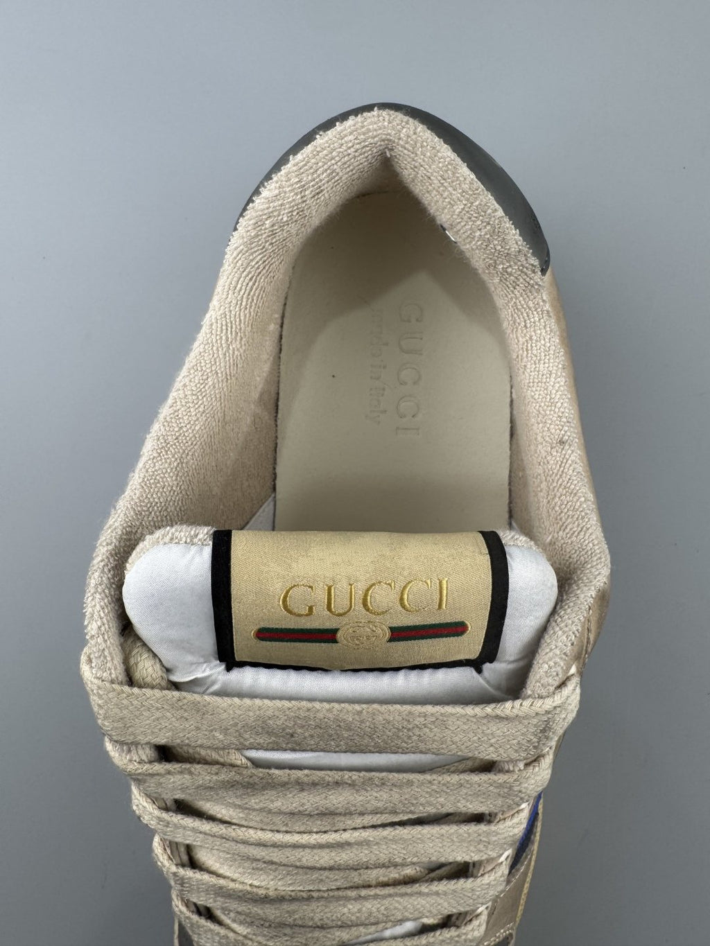 Gucci Beige Stripe Low-Top Sneakers — detail